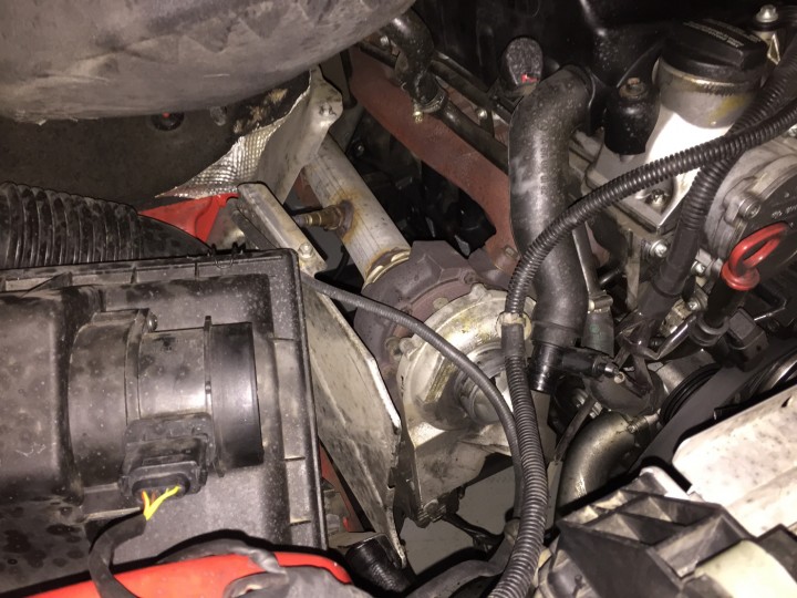 Turbo charger as seen from top in Dodge 3500 Sprinter (intake and outflow piping removed).